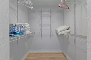 6454 Beechwood Ave, Sarasota, FL 34231 - Photo 23