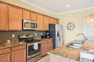 12680 Richezza Dr, Venice, FL 34293 - Photo 9