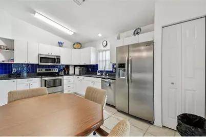 2906 Captains Court, Palmetto, FL 34221 - Photo 11