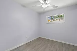 2035 Vinson Ave, Sarasota, FL 34232 - Photo 17