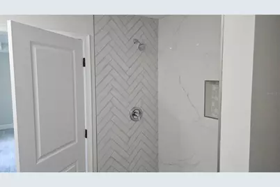 2008 2nd Avenue E, Palmetto, FL 34221 - Photo 9