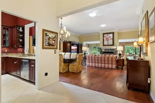 4518 Whisperwood, Sarasota, FL 34235 - Photo 3