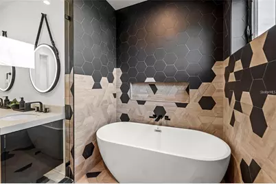 112 Maple Avenue, Anna Maria, FL 34216 - Photo 33