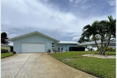 6813 13th Avenue Drive W, Bradenton, FL 34209 - Photo 1