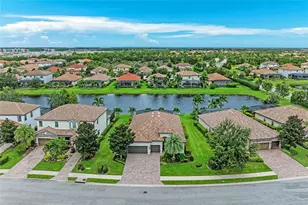 13117 Ramblewood Trail, Lakewood Ranch, FL 34211 - Photo 3
