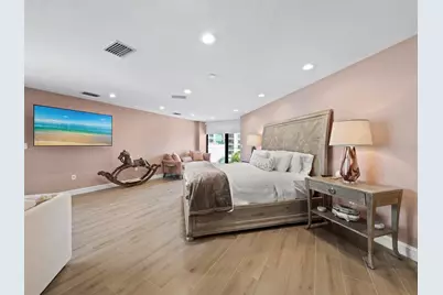 1511 Gulf Of Mexico Drive #302, Longboat Key, FL 34228 - Photo 41