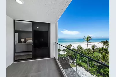 1511 Gulf Of Mexico Drive #302, Longboat Key, FL 34228 - Photo 55