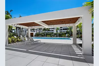 1511 Gulf Of Mexico Drive #302, Longboat Key, FL 34228 - Photo 65