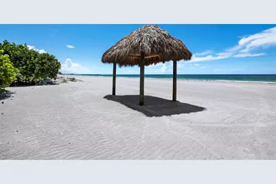 1511 Gulf Of Mexico Drive #302, Longboat Key, FL 34228 - Photo 57