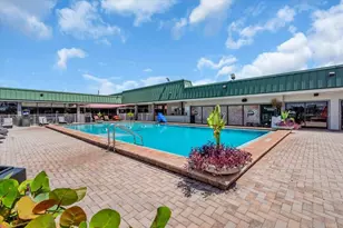 7150 N Tamiami Trl, Sarasota, FL 34243 - Photo 13