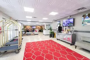 7150 N Tamiami Trl, Sarasota, FL 34243 - Photo 17