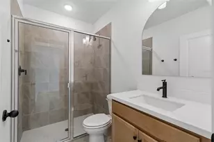 372 Hillshire Pl, Spring Hill, FL 34609 - Photo 15