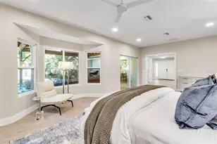 1621 Pine Bay Dr, Sarasota, FL 34231 - Photo 31