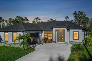 24 Medalist Cir, Rotonda West, FL 33947 - Photo 1