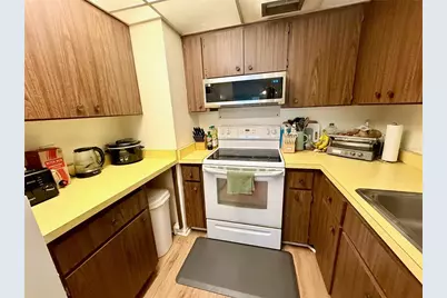 4805 Rilma Avenue #102, Sarasota, FL 34234 - Photo 7