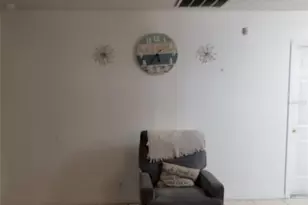 2325 16th Ave Cir E, Palmetto, FL 34221 - Photo 5