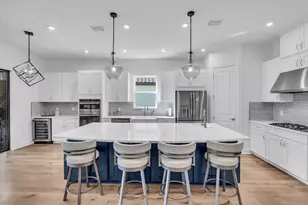 10804 Wicker Park Pl, Palmetto, FL 34221 - Photo 11