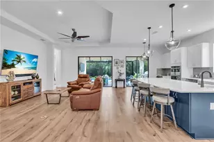 10804 Wicker Park Pl, Palmetto, FL 34221 - Photo 5