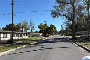 1622 29th St, Sarasota, FL 34234 - Photo 31