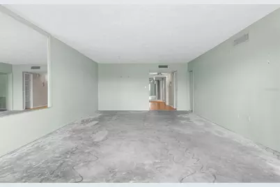 7461 W Country Club Drive N #310, Sarasota, FL 34243 - Photo 7