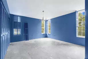 7461 W Country Club Dr N, Sarasota, FL 34243 - Photo 19