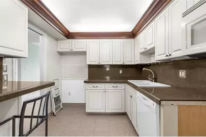 7461 W Country Club Drive N #310, Sarasota, FL 34243 - Photo 13