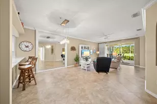 5325 Chase Oaks Dr, Sarasota, FL 34241 - Photo 9