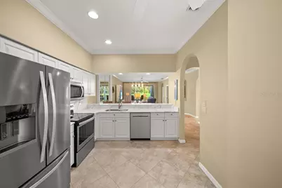 5325 Chase Oaks Drive, Sarasota, FL 34241 - Photo 11