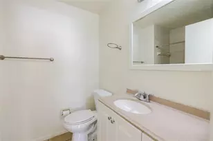 5021 Barrington Cir, Sarasota, FL 34234 - Photo 23