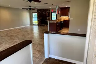 5608 43rd Ave E, Bradenton, FL 34208 - Photo 9