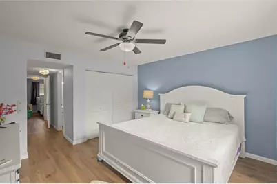 1310 Glen Oaks Drive E #391E, Sarasota, FL 34232 - Photo 17