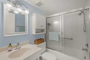 1310 Glen Oaks Dr E, Sarasota, FL 34232 - Photo 19