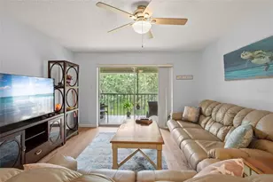 1310 Glen Oaks Dr E, Sarasota, FL 34232 - Photo 5