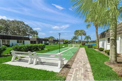 1310 Glen Oaks Drive E #391E, Sarasota, FL 34232 - Photo 33