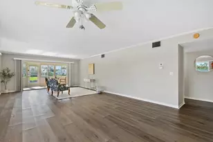 4852 Independence Dr, Bradenton, FL 34210 - Photo 7