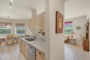 4215 Vicenza Dr, Venice, FL 34293 - Photo 13