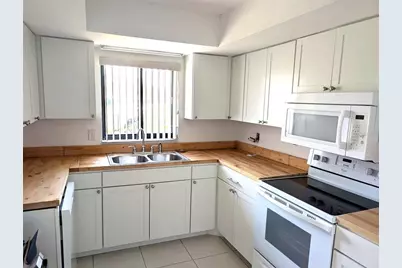 5716 12th Avenue W #5716, Bradenton, FL 34209 - Photo 3