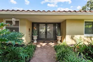 1218 Yacht Harbor Dr, Osprey, FL 34229 - Photo 5