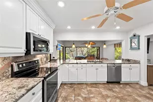 1218 Yacht Harbor Dr, Osprey, FL 34229 - Photo 19