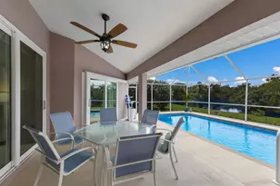 498 Lake of the Woods Dr, Venice, FL 34293 - Photo 23