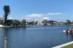 538 67th St, Holmes Beach, FL 34217 - Photo 1