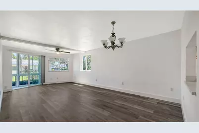 771 John Ringling Boulevard #7, Sarasota, FL 34236 - Photo 13