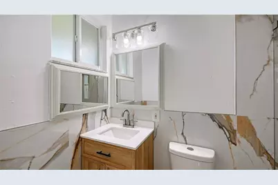 771 John Ringling Boulevard #7, Sarasota, FL 34236 - Photo 23