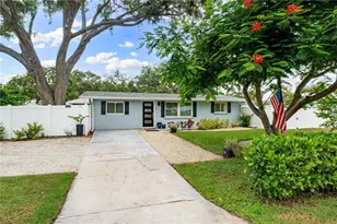 1911 Upper Beechwood Ave, Sarasota, FL 34231 - Photo 5