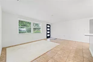 1911 Upper Beechwood Ave, Sarasota, FL 34231 - Photo 17