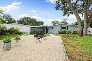 1911 Upper Beechwood Ave, Sarasota, FL 34231 - Photo 41