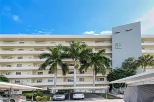 5750 Midnight Pass Rd, Sarasota, FL 34242 - Photo 3