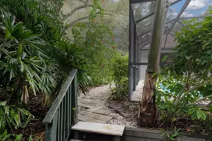 1612 Pine Harrier Cir, Sarasota, FL 34231 - Photo 37