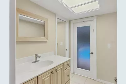 1612 Pine Harrier Circle, Sarasota, FL 34231 - Photo 31