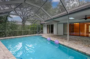 1612 Pine Harrier Cir, Sarasota, FL 34231 - Photo 7